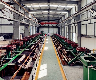 三班接力，晝夜不息｜王家河選礦廠里的堅(jiān)守與傳承